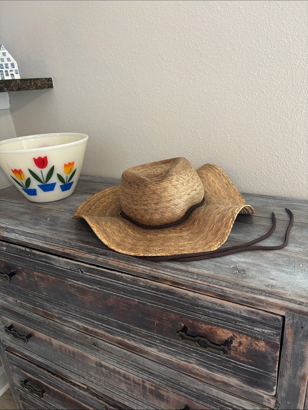 Tula hand-made palm fiber outback style hat Made in Mexico Austin Texas one size